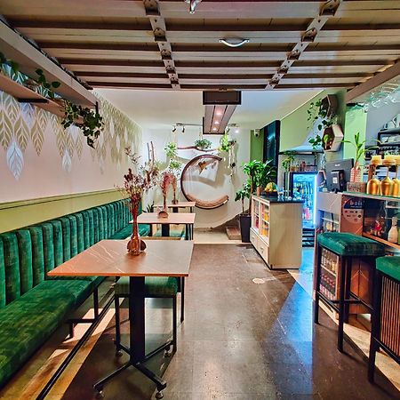 Lady Mom Hostal 메딜린 외부 사진