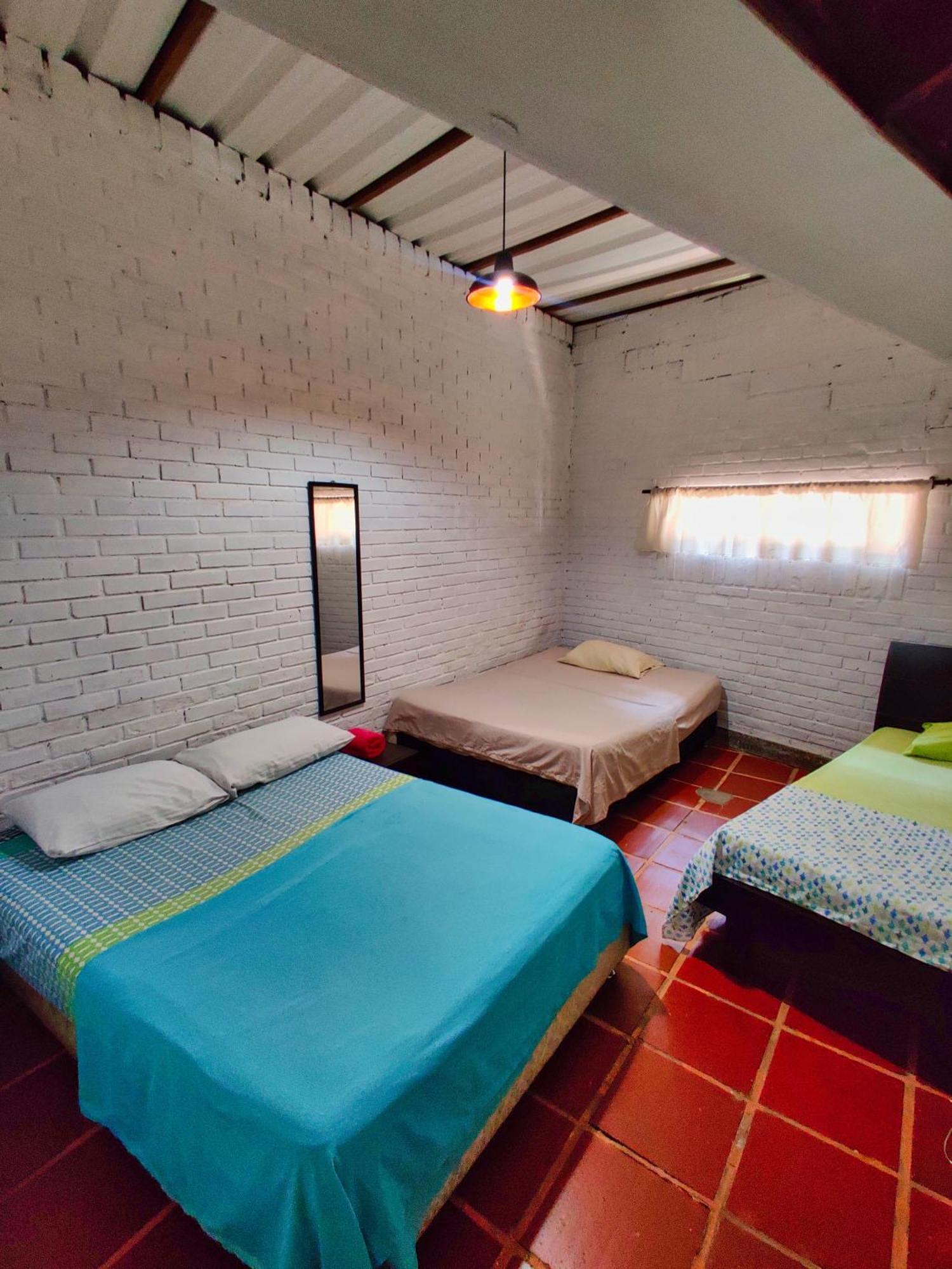 Lady Mom Hostal 메딜린 외부 사진